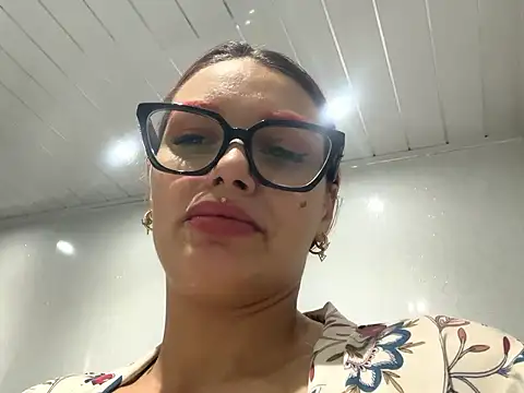 FoxyValentine online show from 05-10-26, 03:36