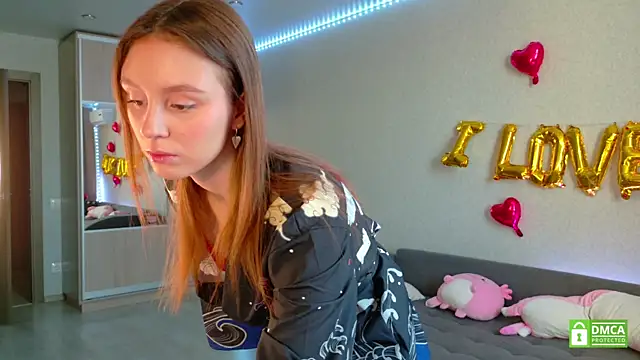 Snapshot of KateNickson chatting on 02-19-26, 06:10 KateNickson online show from 02-19-26, 06:10