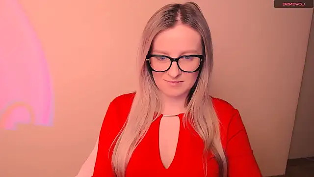 Snapshot of AnnePeach chatting on 02-19-26, 04:59 AnnePeach online show from 02-19-26, 04:59