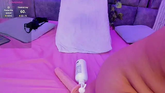 ZharaRousse online show from 04-04-26, 11:39