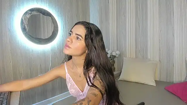 Isabellaa Rosee online show from 06-19-26, 08:03