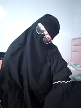 Snapshot of Kawtr9ahbtk chatting on 02-20-26, 01:35 Kawtr9ahbtk online show from 02-20-26, 01:35