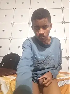 Snapshot of jujubinha1028 chatting on 02-15-26, 02:45 jujubinha1028 online show from 02-15-26, 02:45