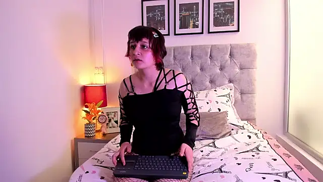 MichellJula online show from 02-19-26, 07:33