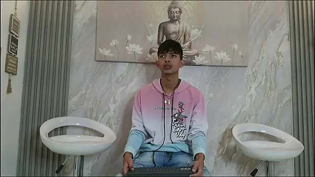 KITTY BOSH online show from 04-07-26, 01:13