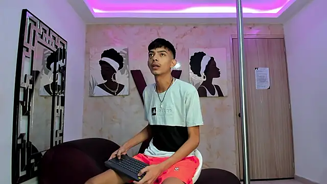 KITTY BOSH online show from 02-28-26, 01:11