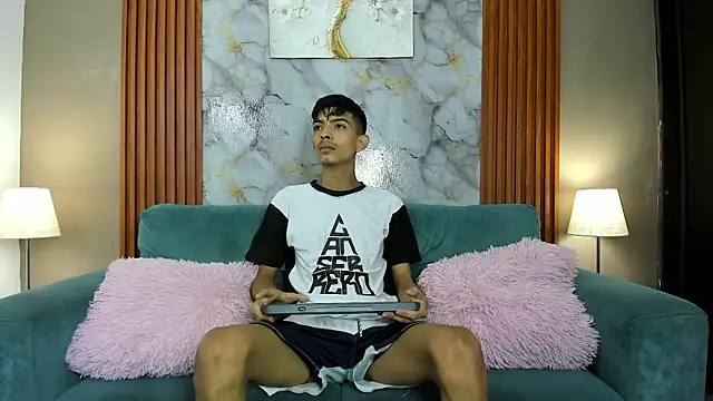 KITTY BOSH online show from 03-28-26, 09:10