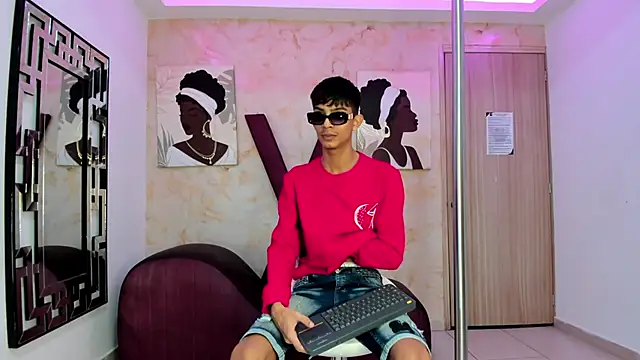 KITTY BOSH online show from 02-25-26, 01:22