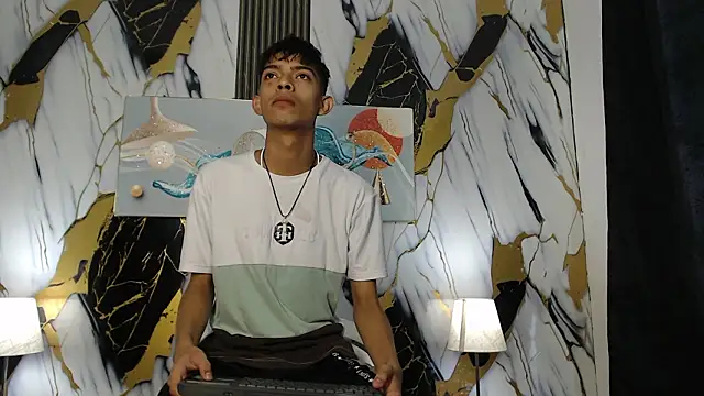 KITTY BOSH online show from 03-04-26, 01:30