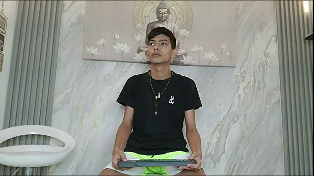 KITTY BOSH online show from 04-13-26, 01:15