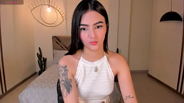 CarolineEvans x online show from 03-14-26, 07:31