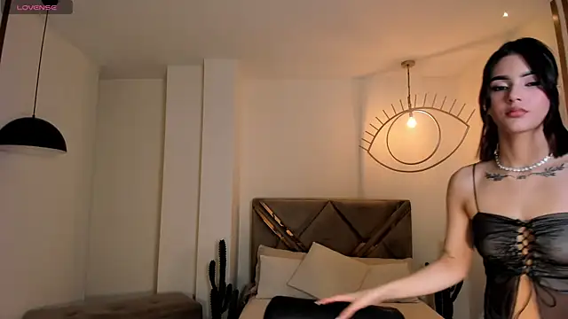 CarolineEvans x online show from 03-21-26, 03:52