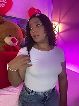 Snapshot of canelaa_sweet5 chatting on 02-17-26, 01:47 canelaa sweet5 online show from 02-17-26, 01:47