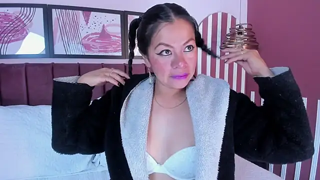 Saray Becker  online show from 03-20-26, 03:40