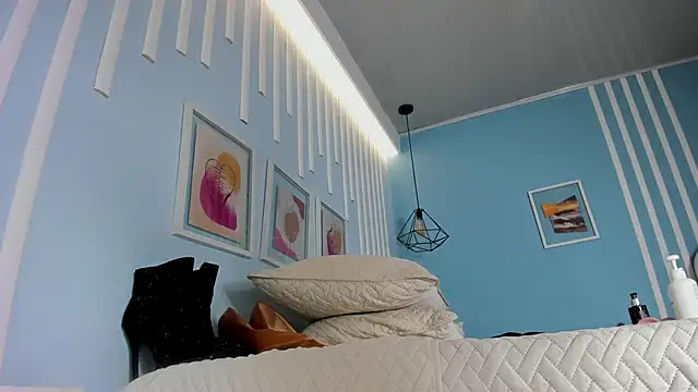 Saray Becker  online show from 04-12-26, 10:07