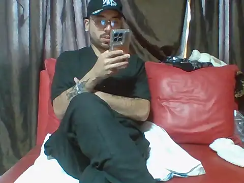 Snapshot of Karamel444 chatting on 02-24-26, 10:54 Karamel444 online show from 02-24-26, 10:54