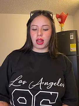 Sofi Collinss online show from 04-08-26, 11:50