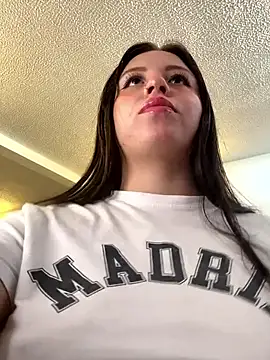 Sofi Collinss online show from 04-22-26, 12:01