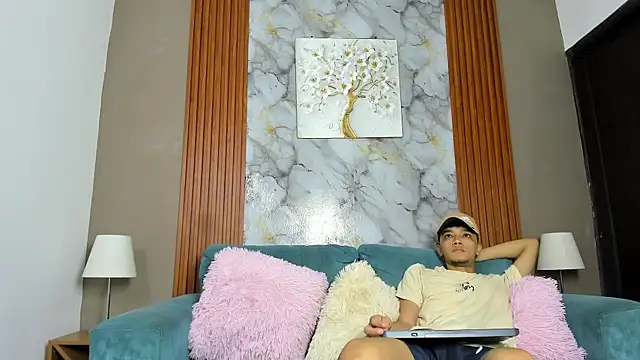 YOUNG BOYS HELL online show from 03-25-26, 01:50