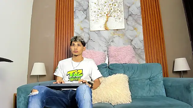 YOUNG BOYS HELL online show from 03-20-26, 01:17