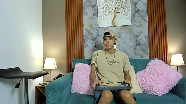 YOUNG BOYS HELL online show from 02-15-26, 07:24