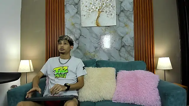 YOUNG BOYS HELL online show from 02-16-26, 07:12