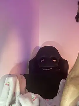 baileyadamms online show from 04-08-26, 06:31