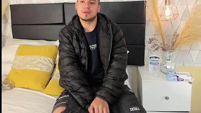 AronGarcia online show from 02-28-26, 12:05