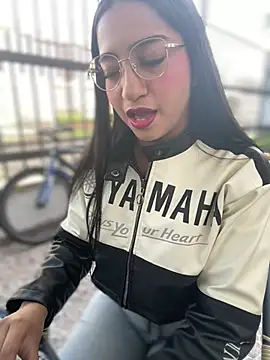 Daniela Pink online show from 05-22-26, 11:30
