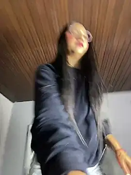 Daniela Pink online show from 05-14-26, 11:07