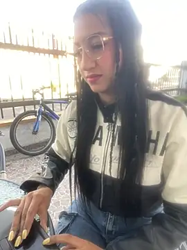 Daniela Pink online show from 05-15-26, 11:52