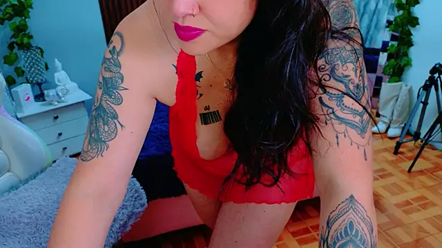 lilu 69 online show from 06-11-26, 03:47