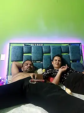 Fecesa online show from 04-15-26, 02:17