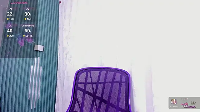 Daniella Wildx online show from 04-13-26, 09:52