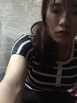 Snapshot of Sukem-mut chatting on 03-02-26, 05:08 Sukem-mut online show from 03-02-26, 05:08