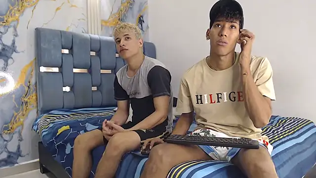 GREEN BOYS online show from 04-02-26, 07:20