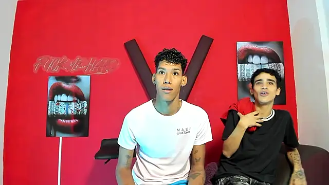 GREEN BOYS online show from 03-10-26, 07:23