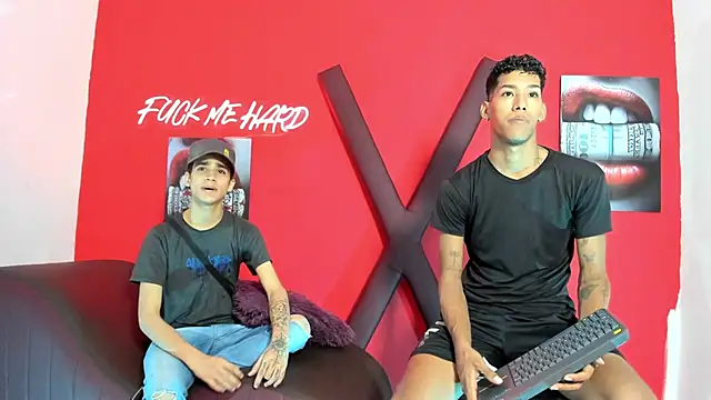 GREEN BOYS online show from 03-05-26, 08:33