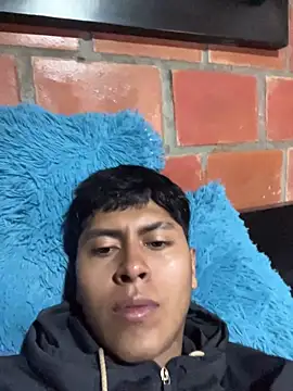 Miguel 960 online show from 05-02-26, 04:28