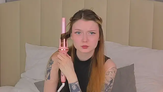 AlyssFrost online show from 06-24-26, 03:38
