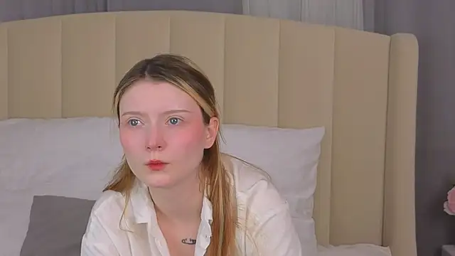 AlyssFrost online show from 05-26-26, 03:04