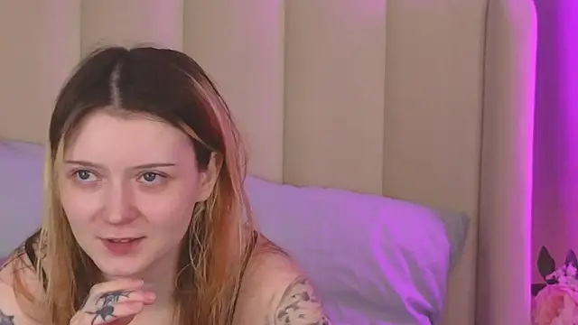 AlyssFrost online show from 07-01-26, 04:02