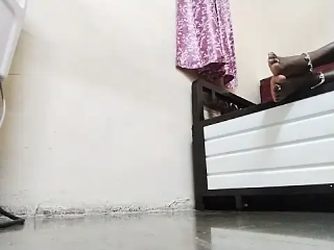 Your couple 01 online show from 04-27-26, 06:17