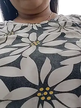 taniya0 online show from 07-29-26, 04:33