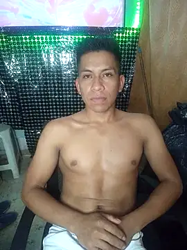 Snapshot of yisusalejo chatting on 02-15-26, 03:40 yisusalejo online show from 02-15-26, 03:40