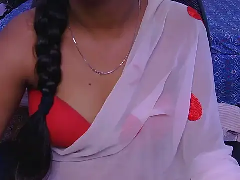 Snapshot of its-taniya chatting on 06-15-26, 04:01 its-taniya online show from 06-15-26, 04:01