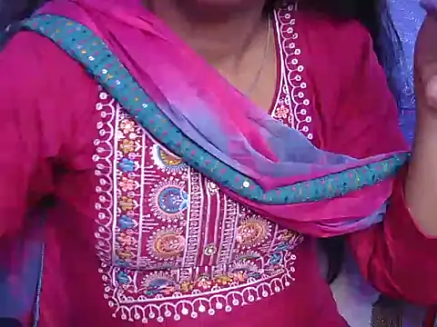 Snapshot of its-taniya chatting on 06-19-26, 03:56 its-taniya online show from 06-19-26, 03:56
