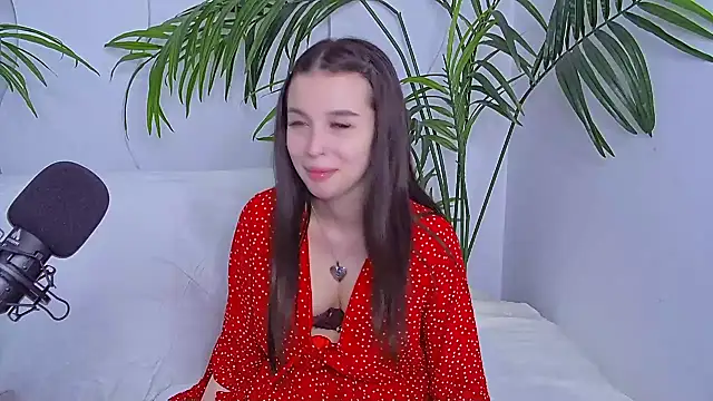 Snapshot of LanaLedger chatting on 02-28-26, 10:48 LanaLedger online show from 02-28-26, 10:48