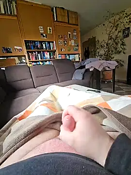 Gris-shadow online show from 03-28-26, 10:49