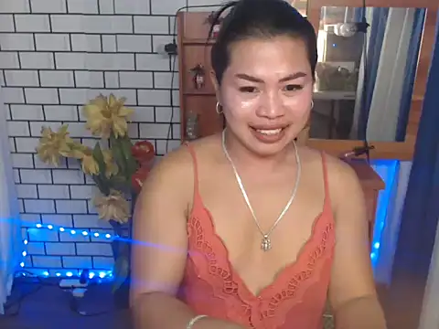 LovelyJessaXX online show from 05-30-26, 06:02